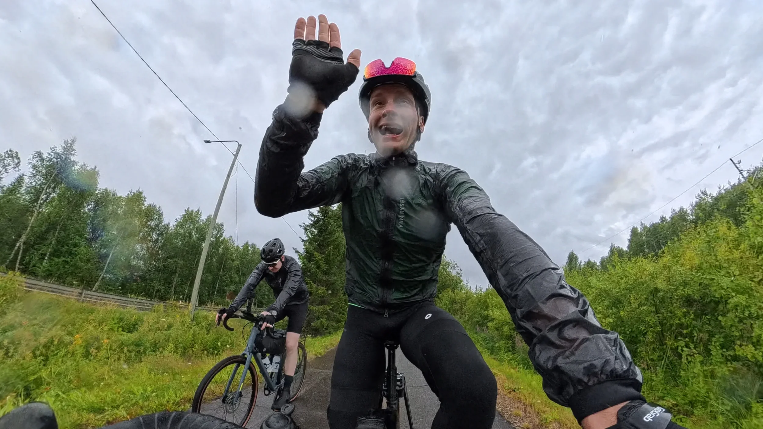 Dag 6 – Regen, rendieren en de poolcirkel