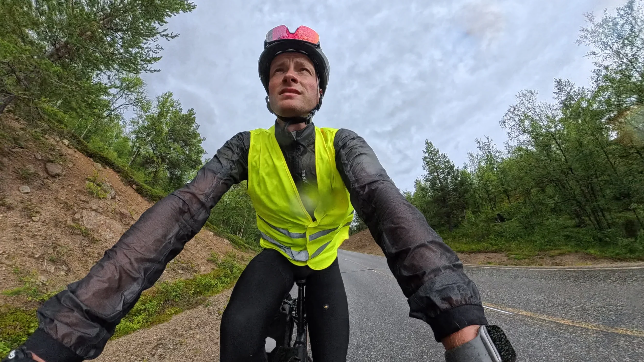 Dag 8 - Heuvels en bíjna bij de Noorse grens